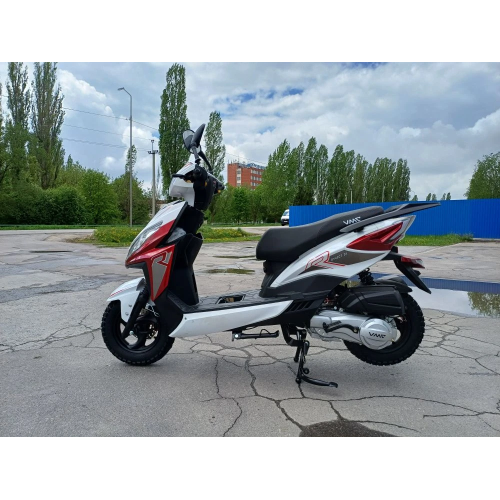 Скутер VENTO CITY  красный/белый