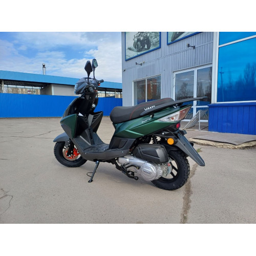 Скутер VENTO CORSA RS матовый серый/матовый зеленый (в компл. сигнализация)