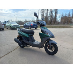 Скутер VENTO CORSA RS матовый серый/матовый зеленый (в компл. сигнализация)