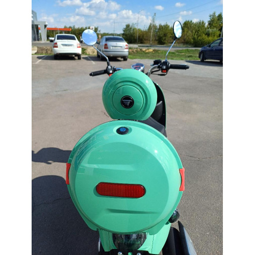 Скутер VENTO RETRO  мятный  (в компл. сигнализация)
