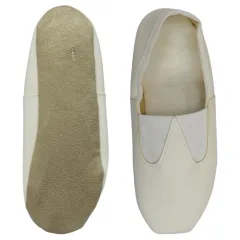 Чешки RUSCOSPORT кожзам р.35 белые