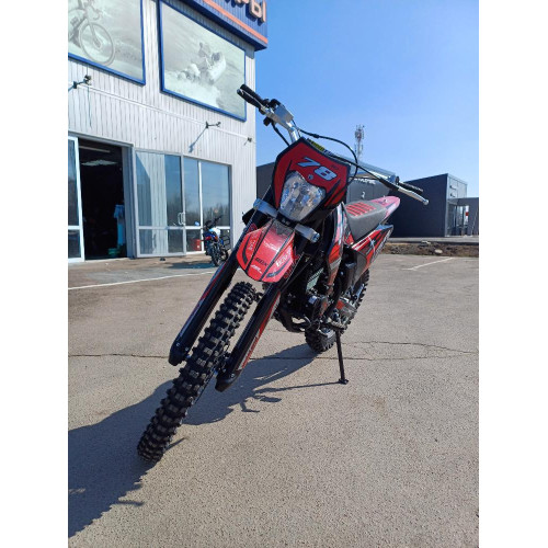 Мотоцикл Кросс Motoland XR300 LITE красный (175FMM) *4