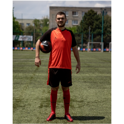 Форма футбольная INGAME UFB-001 цв. красный/черный, р. XL