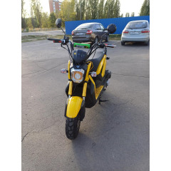 Скутер VENTO NAKED желтый (в компл. сигнализация)