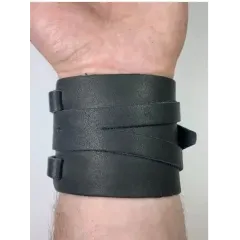 Напульсник т/а SPRINTER из мягкой кожи с липучкой (16329)