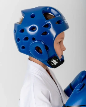 Шлем для тхэквондо BoyBo Premium BHT44 цв. синий, р. L
