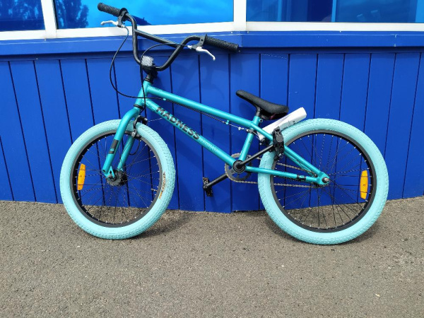 Велосипед STARK 23 20" Madness BMX 1 (1ск., хард.) цв.бирюзовый/черный/голубой
