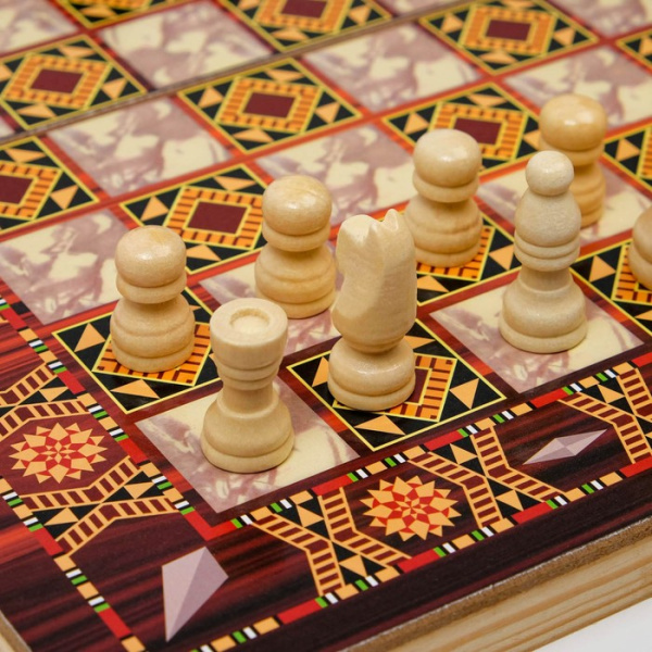 Игра настольная 3 в 1 "Узоры" (шашки, шахматы, нарды) 30х30 см (1267615)