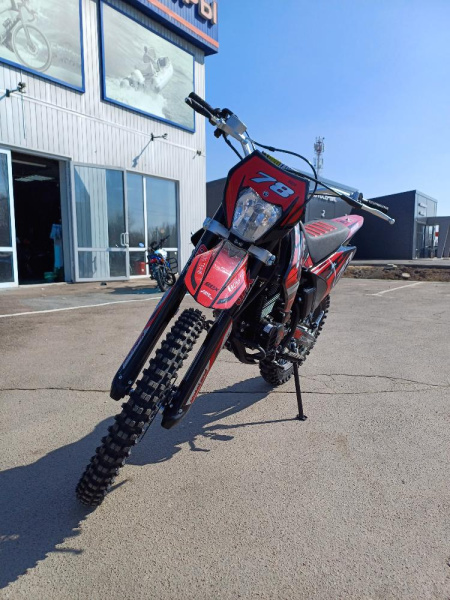 Мотоцикл Кросс Motoland XR300 LITE красный (175FMM) *4