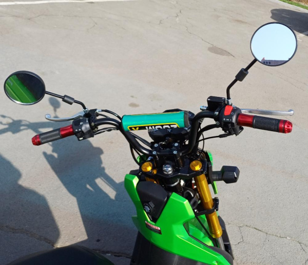 Скутер VENTO NAKED зеленый (в компл. сигнализация)
